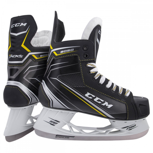 Коньки CCM TACKS 9050 JR